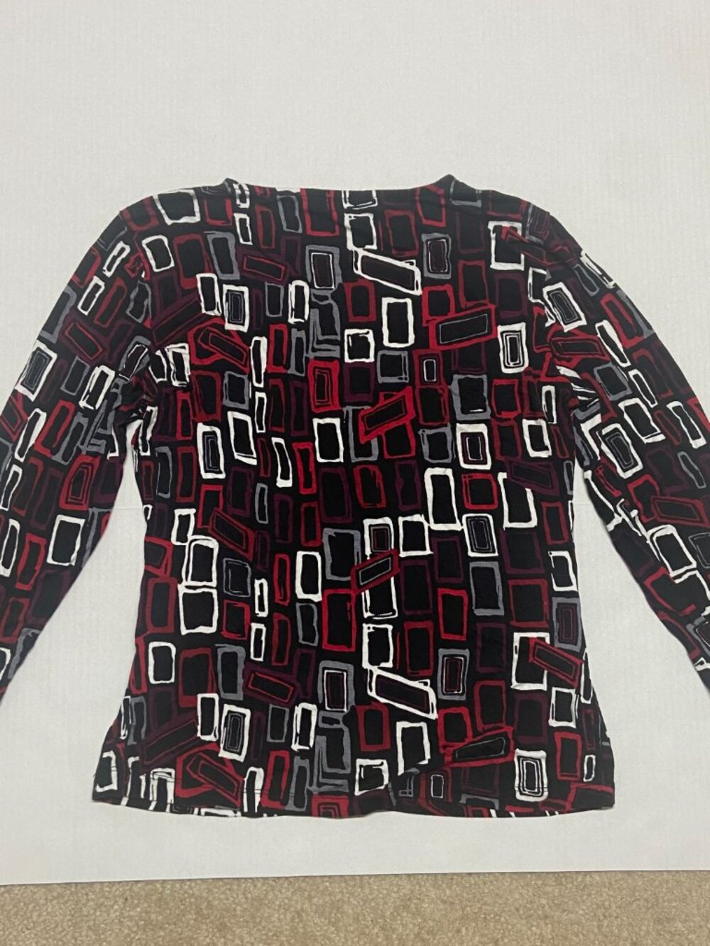 Cable & Gauge Women's Top Multicolor 3/4 Sleeve V-Neck Knot Front Blouse Size L - Picture 8 of 8